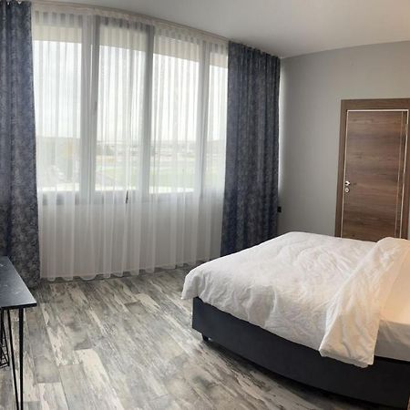 Tuzla Suite Otel Provincia di Provincia di Istanbul Esterno foto
